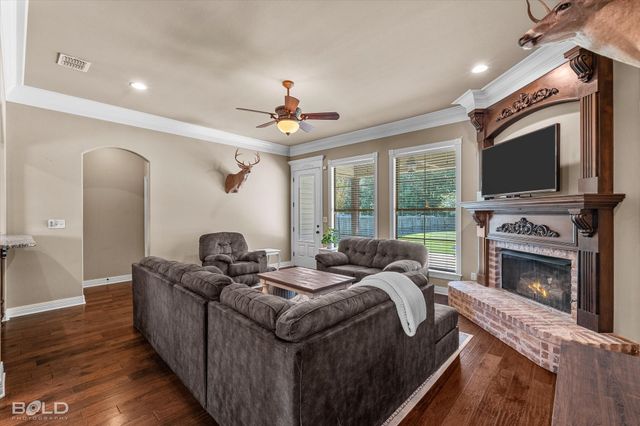 500 Dogwood South Lane, Haughton, LA 71037