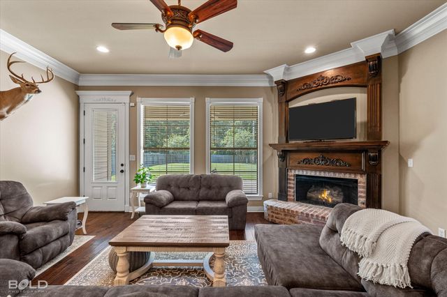 500 Dogwood South Lane, Haughton, LA 71037