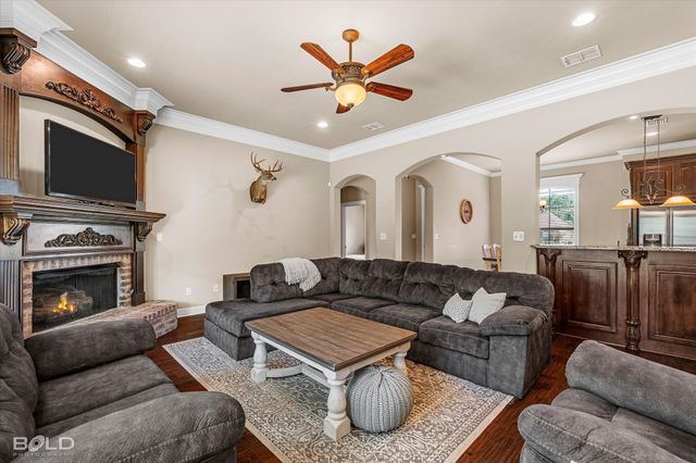 500 Dogwood South Lane, Haughton, LA 71037