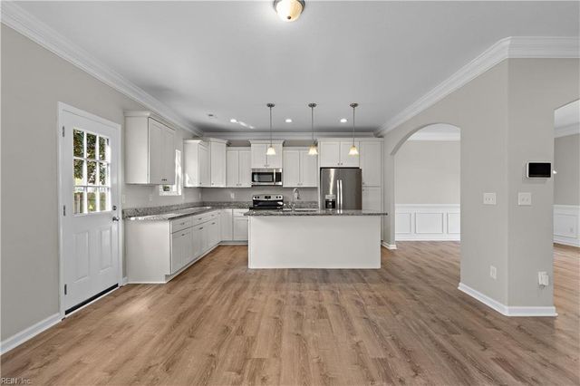 169 Swanson RD, Norfolk, VA 23503