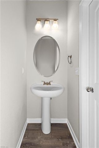 169 Swanson RD, Norfolk, VA 23503