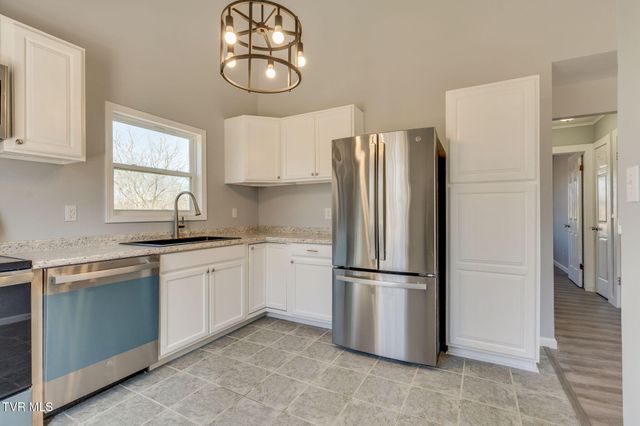 2269 Valleydale Road, Mosheim, TN 37818