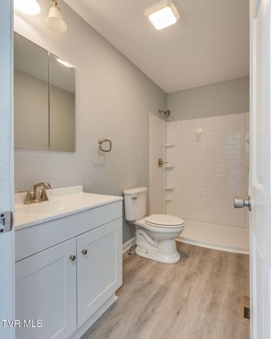 2269 Valleydale Road, Mosheim, TN 37818