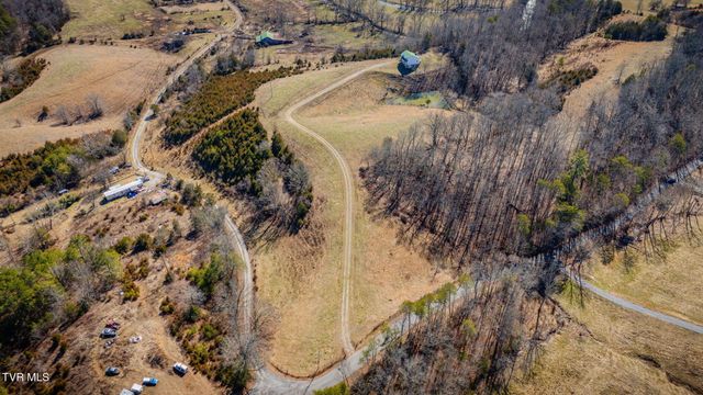 2269 Valleydale Road, Mosheim, TN 37818
