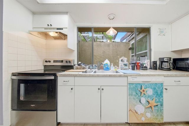 7526 SANTA FE TRAIL, Hudson, FL 34667