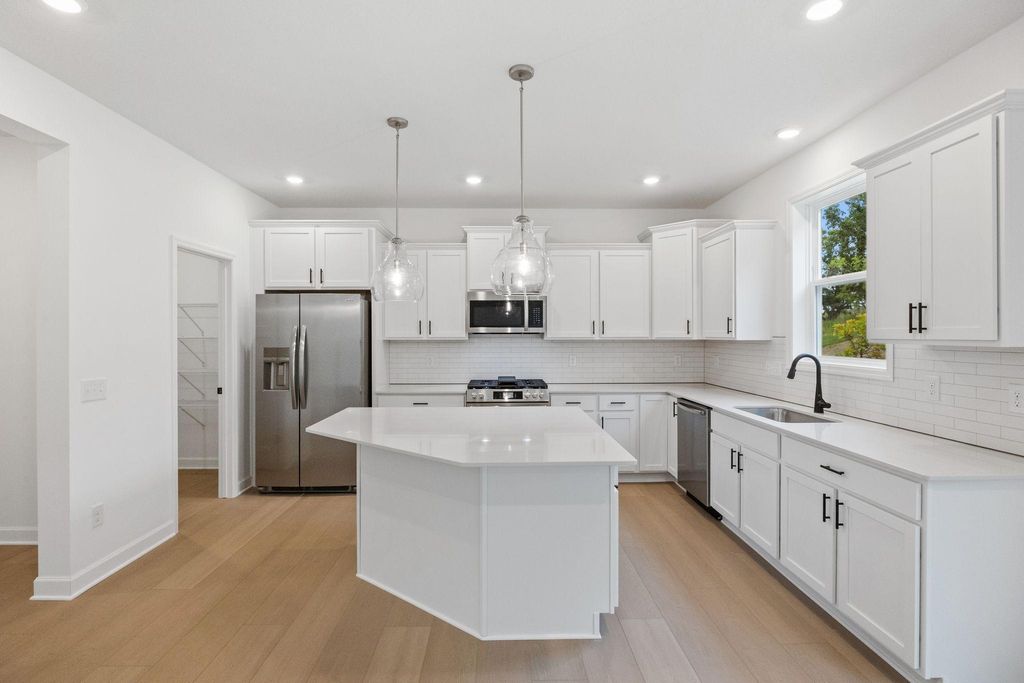 2584 Rock Elm Road, Shakopee, MN 55379 — photo 2