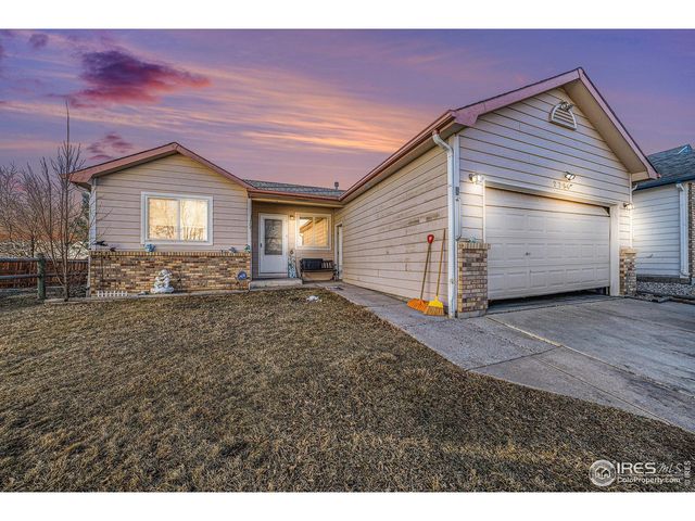 2250 W 44th St, Loveland, CO 80538