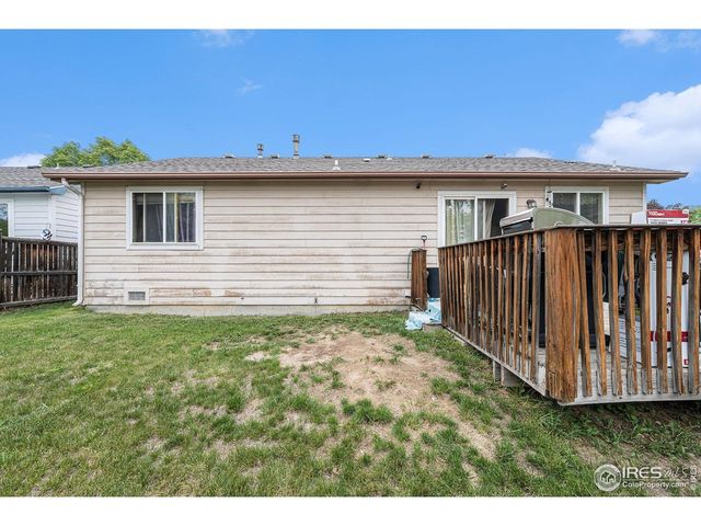 2250 W 44th St, Loveland, CO 80538
