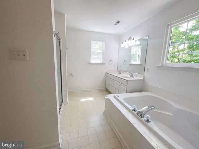 2322 ASHFORD LN, Waldorf, MD 20603