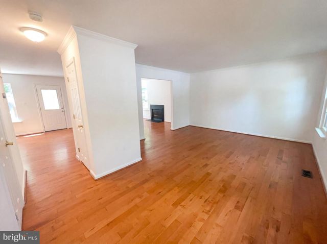 2322 ASHFORD LN, Waldorf, MD 20603