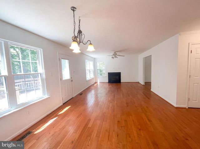 2322 ASHFORD LN, Waldorf, MD 20603
