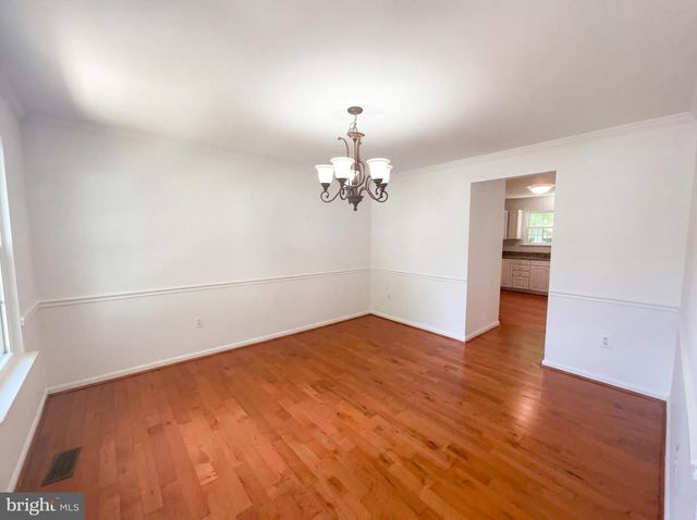 2322 ASHFORD LN, Waldorf, MD 20603