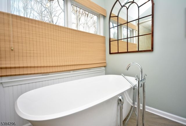 11 Devonald Dr, Bethlehem Twp., NJ 08802