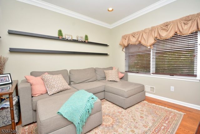 11 Devonald Dr, Bethlehem Twp., NJ 08802