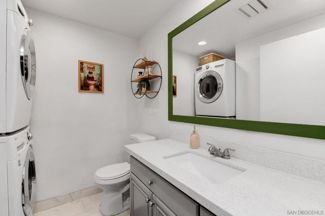 3631 Lemona C, San Diego, CA 92105