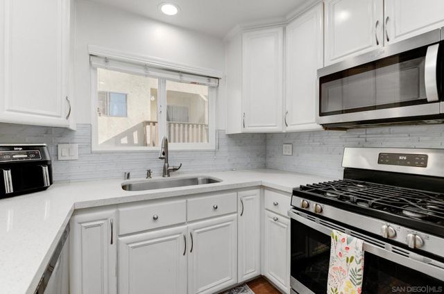 3631 Lemona C, San Diego, CA 92105