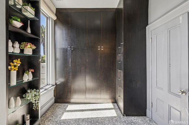 2115 Bush Street, San Francisco, CA 94115