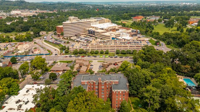 4225 Harding Pike Apt 502, Nashville, TN 37205