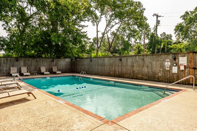 4225 Harding Pike Apt 502, Nashville, TN 37205