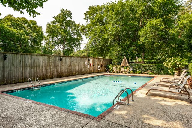 4225 Harding Pike Apt 502, Nashville, TN 37205