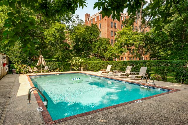 4225 Harding Pike Apt 502, Nashville, TN 37205