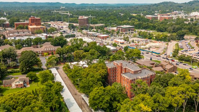 4225 Harding Pike Apt 502, Nashville, TN 37205