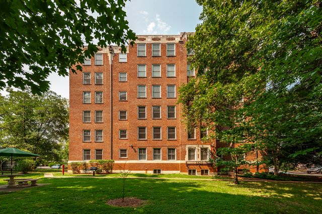 4225 Harding Pike Apt 502, Nashville, TN 37205