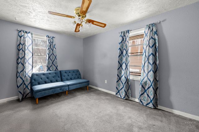 2406 Hermon Avenue, Zion, IL 60099