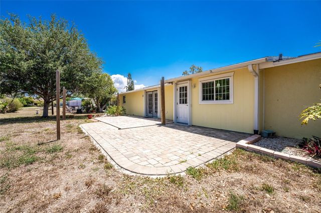 650 LEACH STREET, Englewood, FL 34223