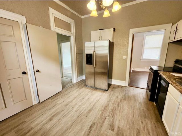 1414 SE First Street, Evansville, IN 47713