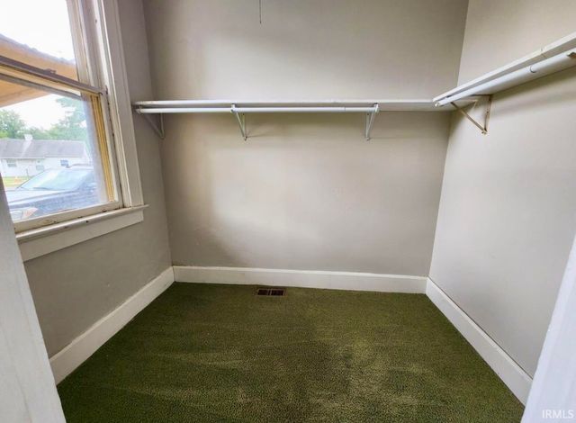 1414 SE First Street, Evansville, IN 47713