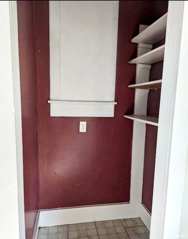 1414 SE First Street, Evansville, IN 47713