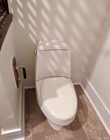 1414 SE First Street, Evansville, IN 47713