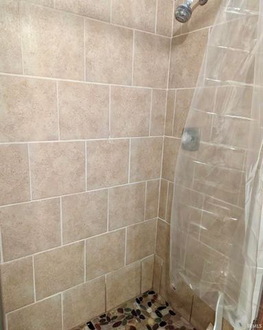 1414 SE First Street, Evansville, IN 47713