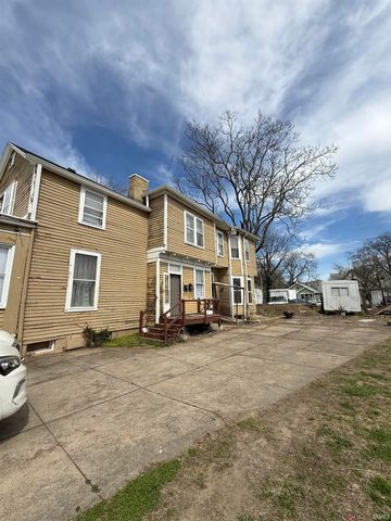 1414 SE First Street, Evansville, IN 47713