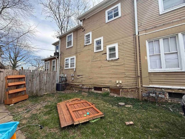 1414 SE First Street, Evansville, IN 47713