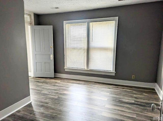 1414 SE First Street, Evansville, IN 47713