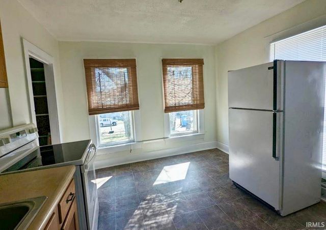 1414 SE First Street, Evansville, IN 47713