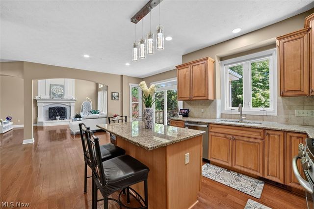 9336 W Hampton Drive, North Royalton, OH 44133