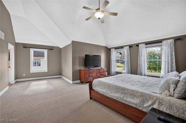 9336 W Hampton Drive, North Royalton, OH 44133