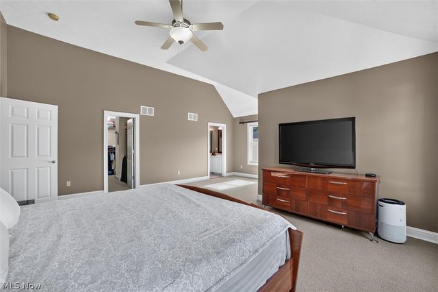 9336 W Hampton Drive, North Royalton, OH 44133