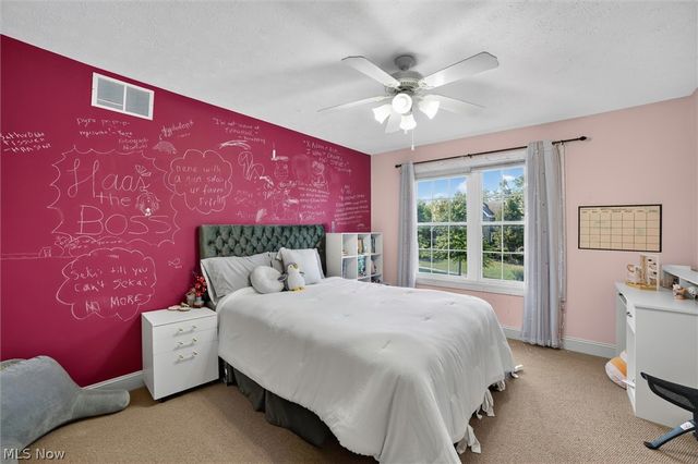 9336 W Hampton Drive, North Royalton, OH 44133