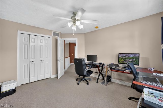 9336 W Hampton Drive, North Royalton, OH 44133