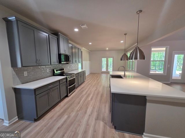 253 Meadows Drive, Bethlehem, GA 30620