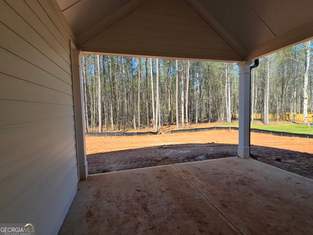253 Meadows Drive, Bethlehem, GA 30620