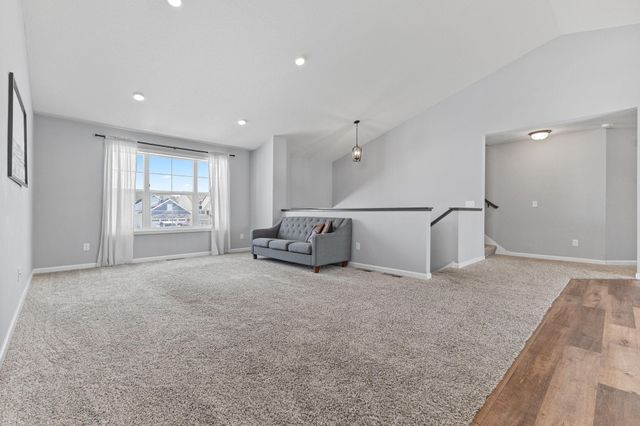 15216 Tiger Street NW, Anoka, MN 55303