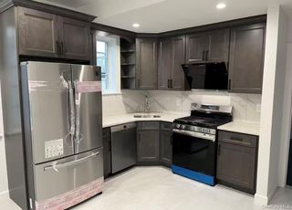 6139 231st Street, Oakland Gardens, NY 11364