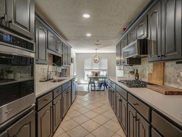 204 Boulder Ridger Cir, Texarkana, AR 71854