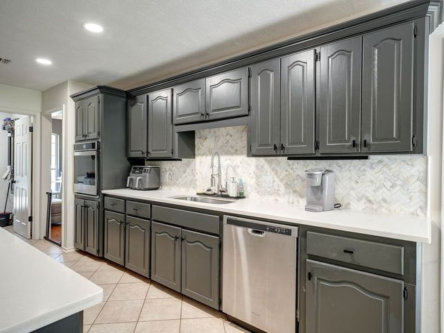 204 Boulder Ridger Cir, Texarkana, AR 71854