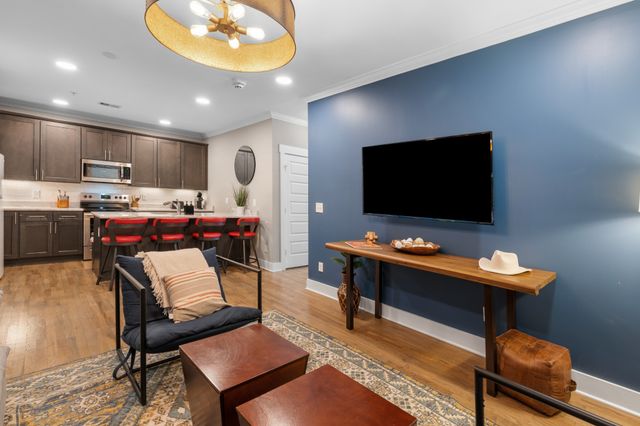 959 44th Ave, N, Nashville, TN 37209